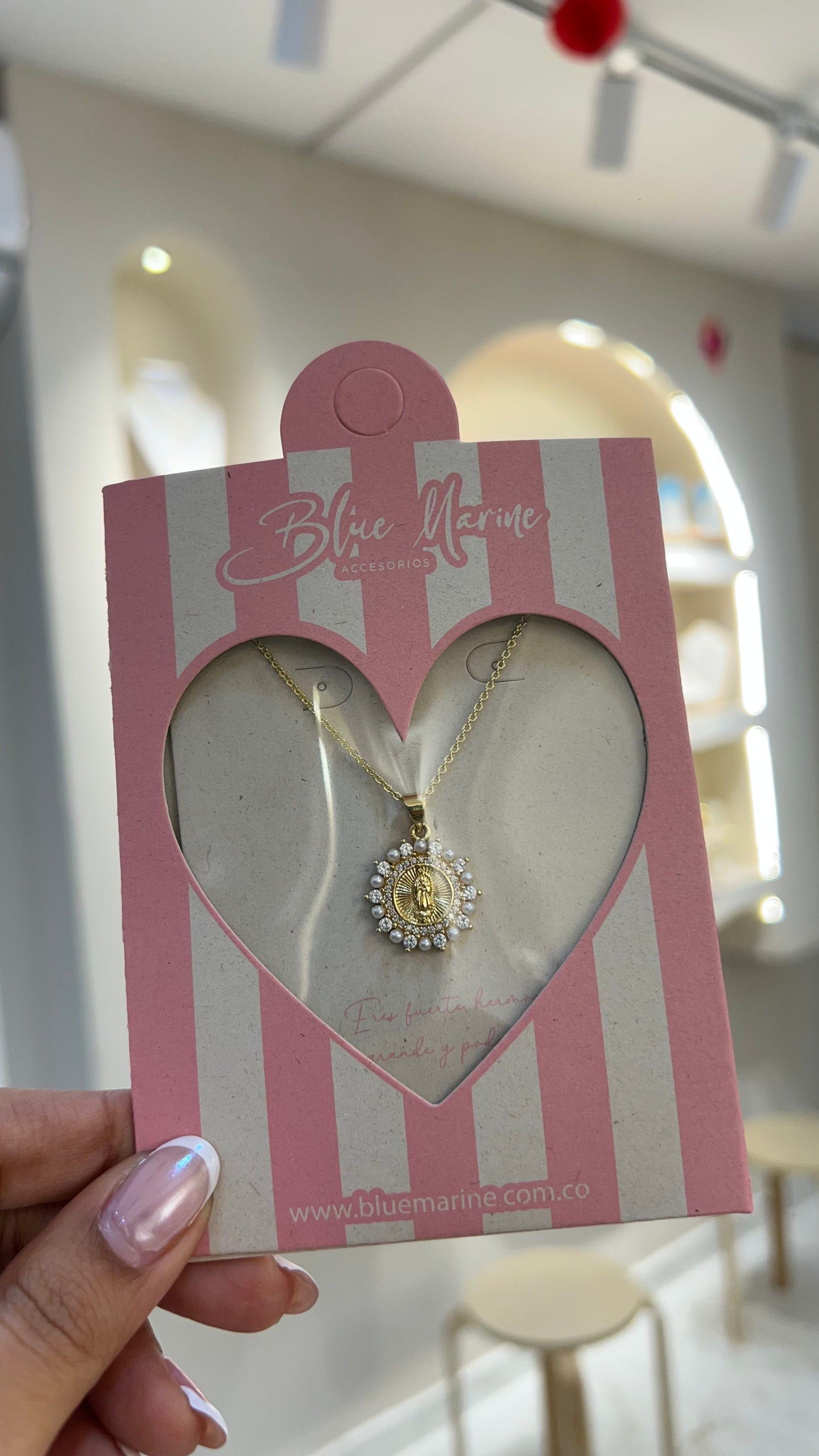 CADENA VIRGEN PERLAS