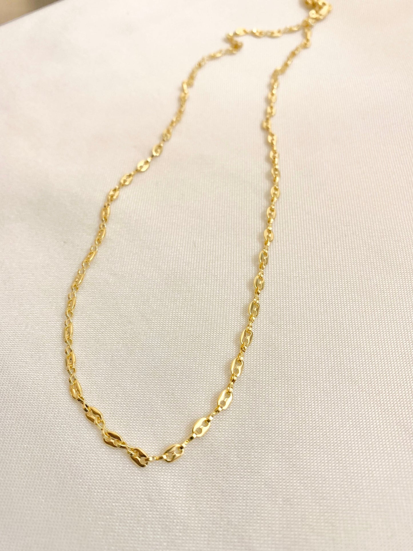 CADENA GUCCI ORO LAMINADO 45cm