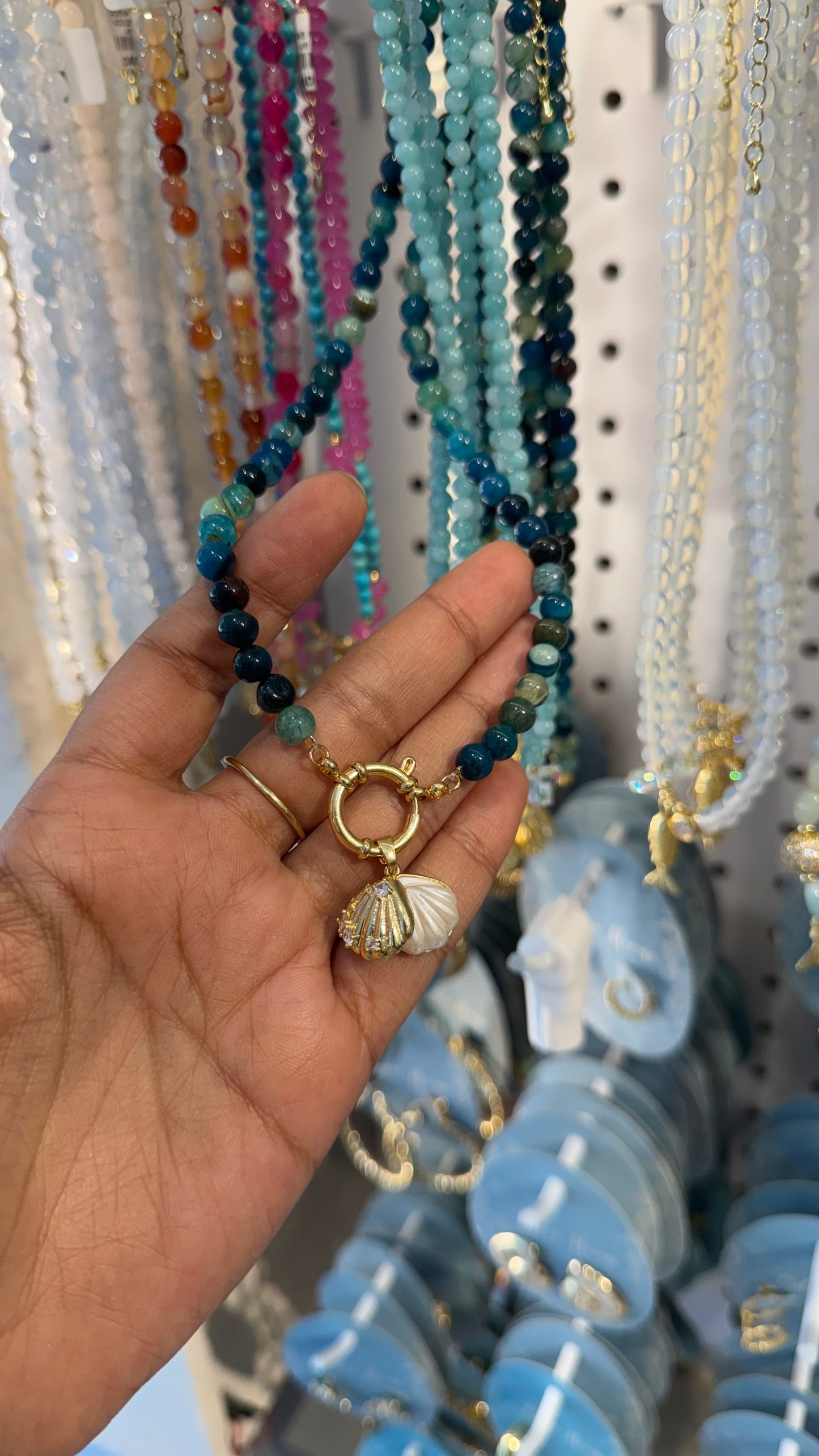 CADENA PIEDRAS CONCHA