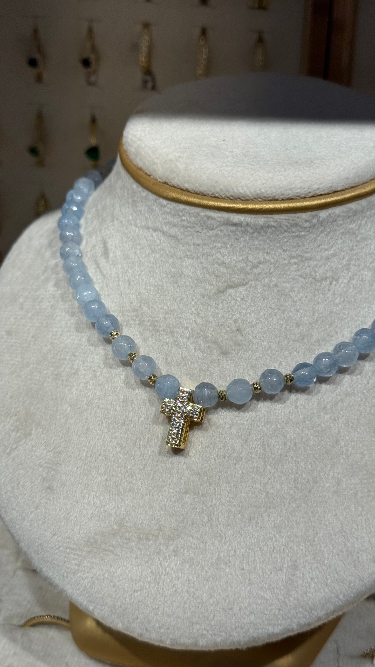CADENA PIEDRAS AZULES CRUZ
