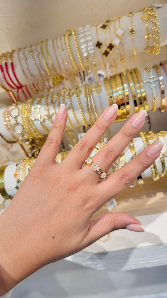 ANILLO FLORES DE PERLAS