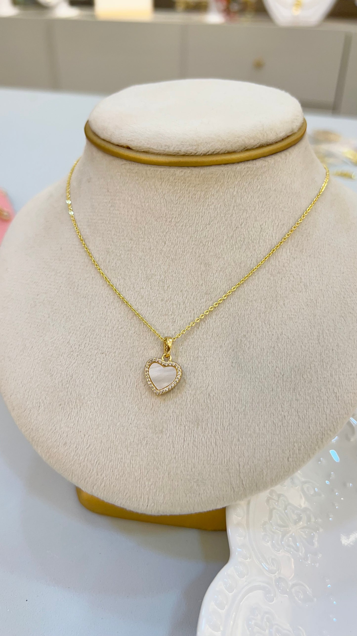 CADENA CORAZÓN NÁCAR