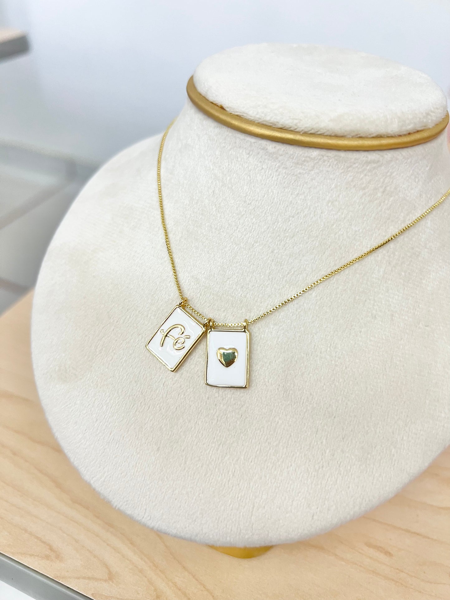 CADENA PLACAS DE FÉ