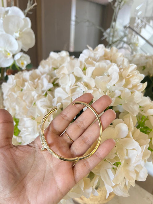 BRAZALETE CLAVO PIEDRAS