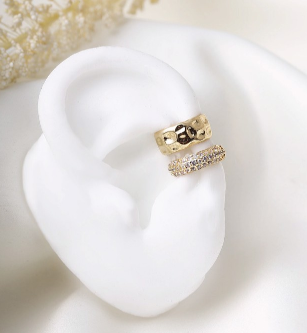 EARCUFF