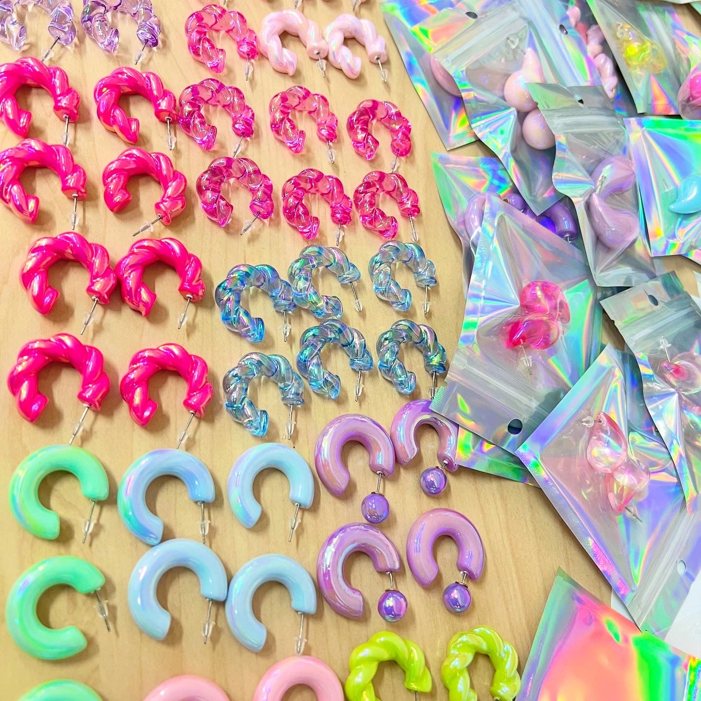 ARETES DE CARNAVAL AL MAYOR SURTIDO 6 unidades