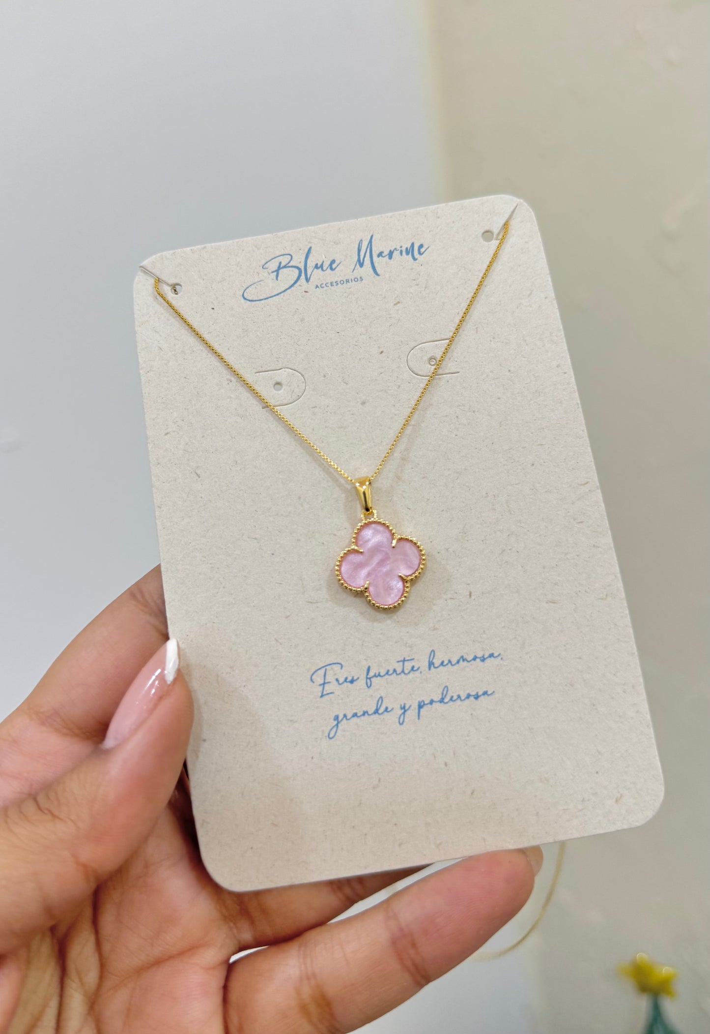 CADENA TRÉBOL ROSADO ORO LAMINADO