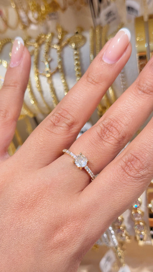 ANILLO PIEDRA CENTRAL