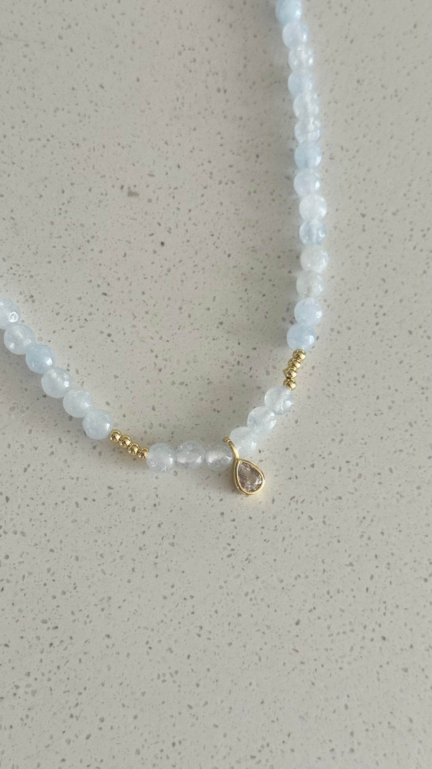 CADENA PIEDRAS GOTA