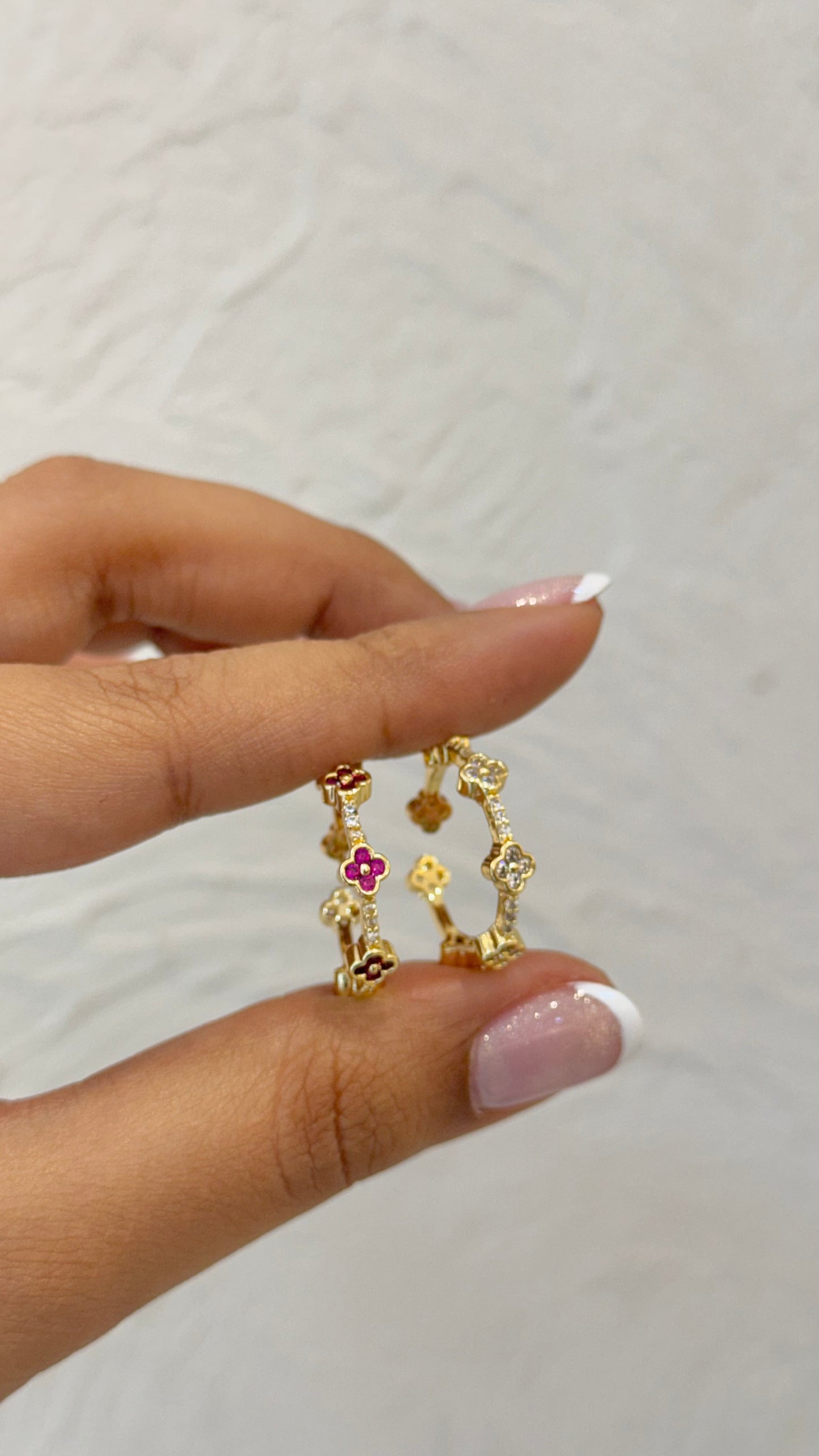 ANILLO TRÉBOL FUCSIA O CRISTAL