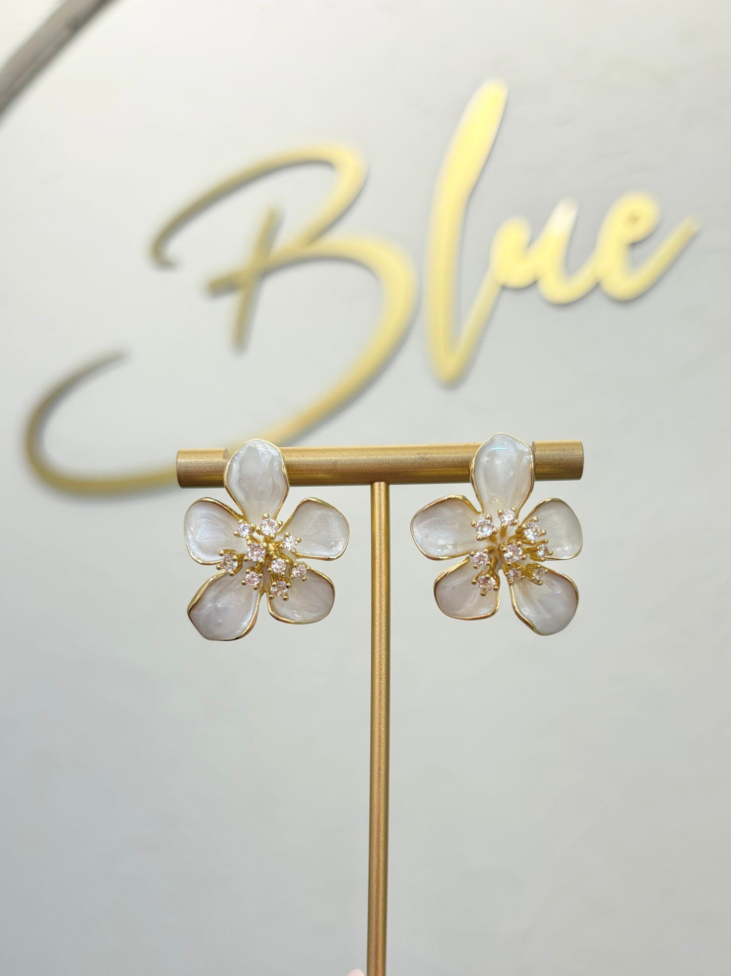 ARETE FLOR NÁCAR
