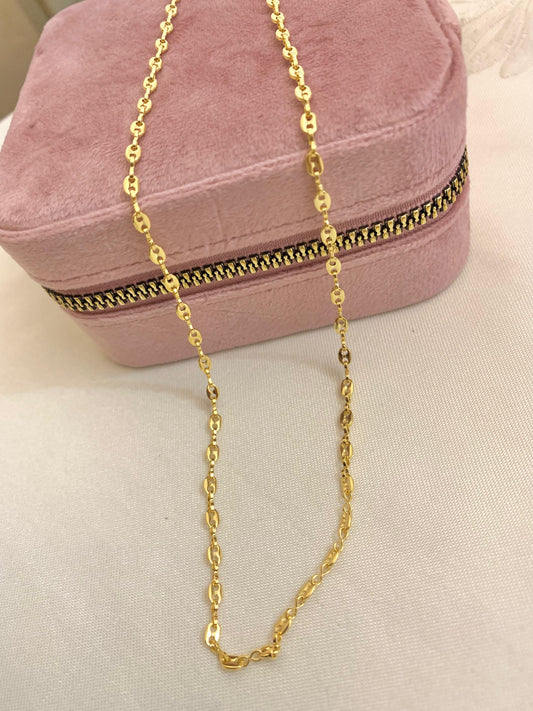 CADENA GUCCI ORO LAMINADO 45cm