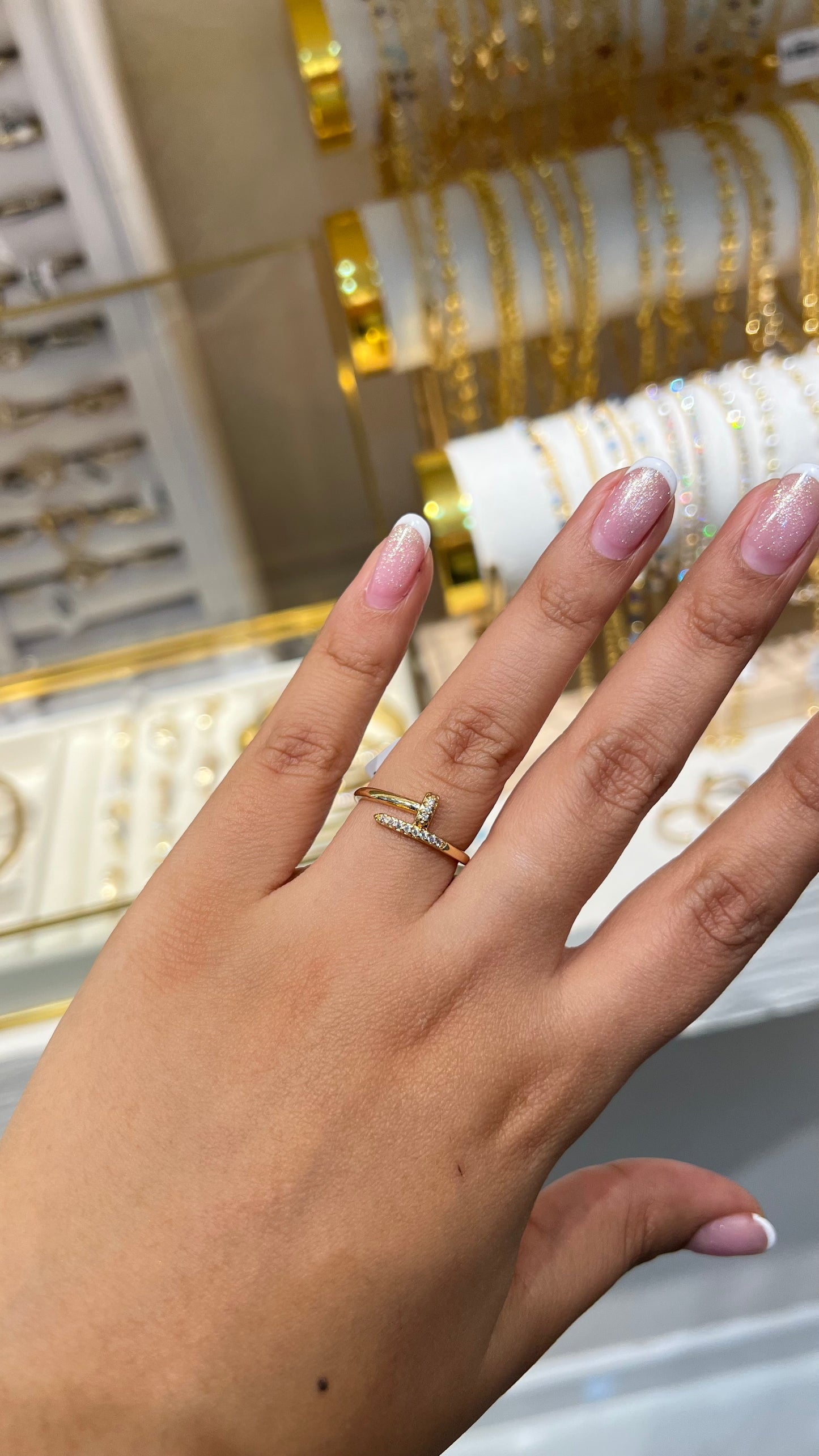 ANILLO CLAVO ORO LAMINADO