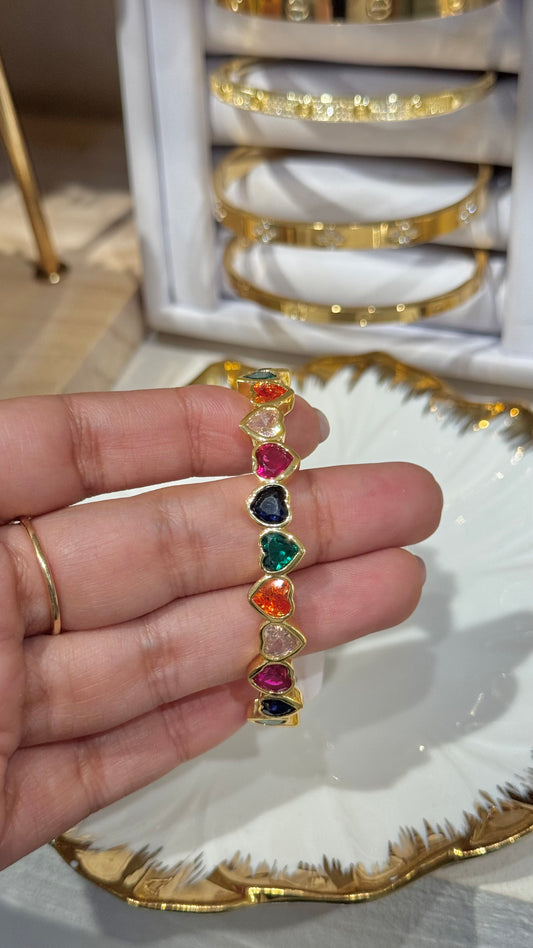 BRAZALETE CORAZONES COLORES