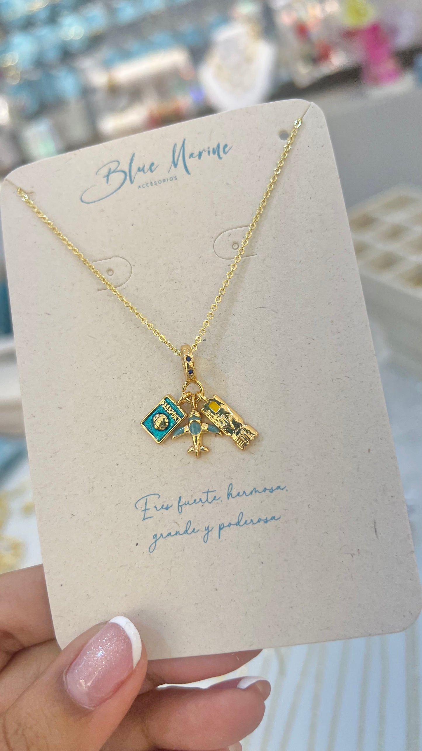 CADENA PASAPORTE AZUL