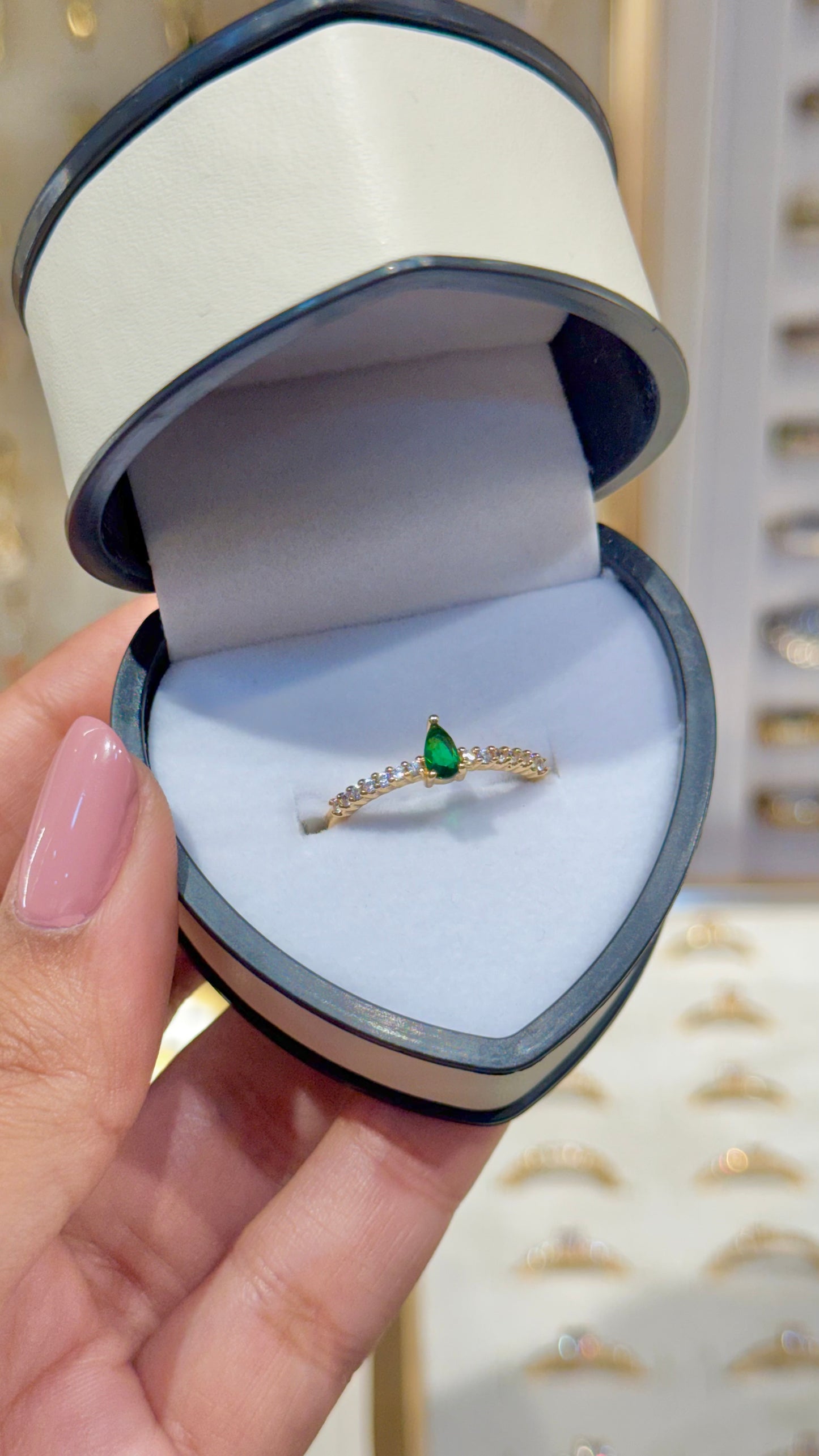 ANILLO GOTA VERDE ORO LAMINADO