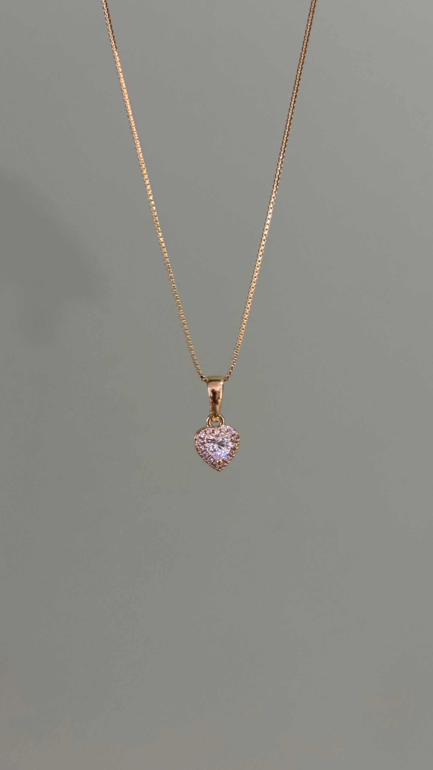 CADENA CORAZON CENTRAL ORO LAMINADO