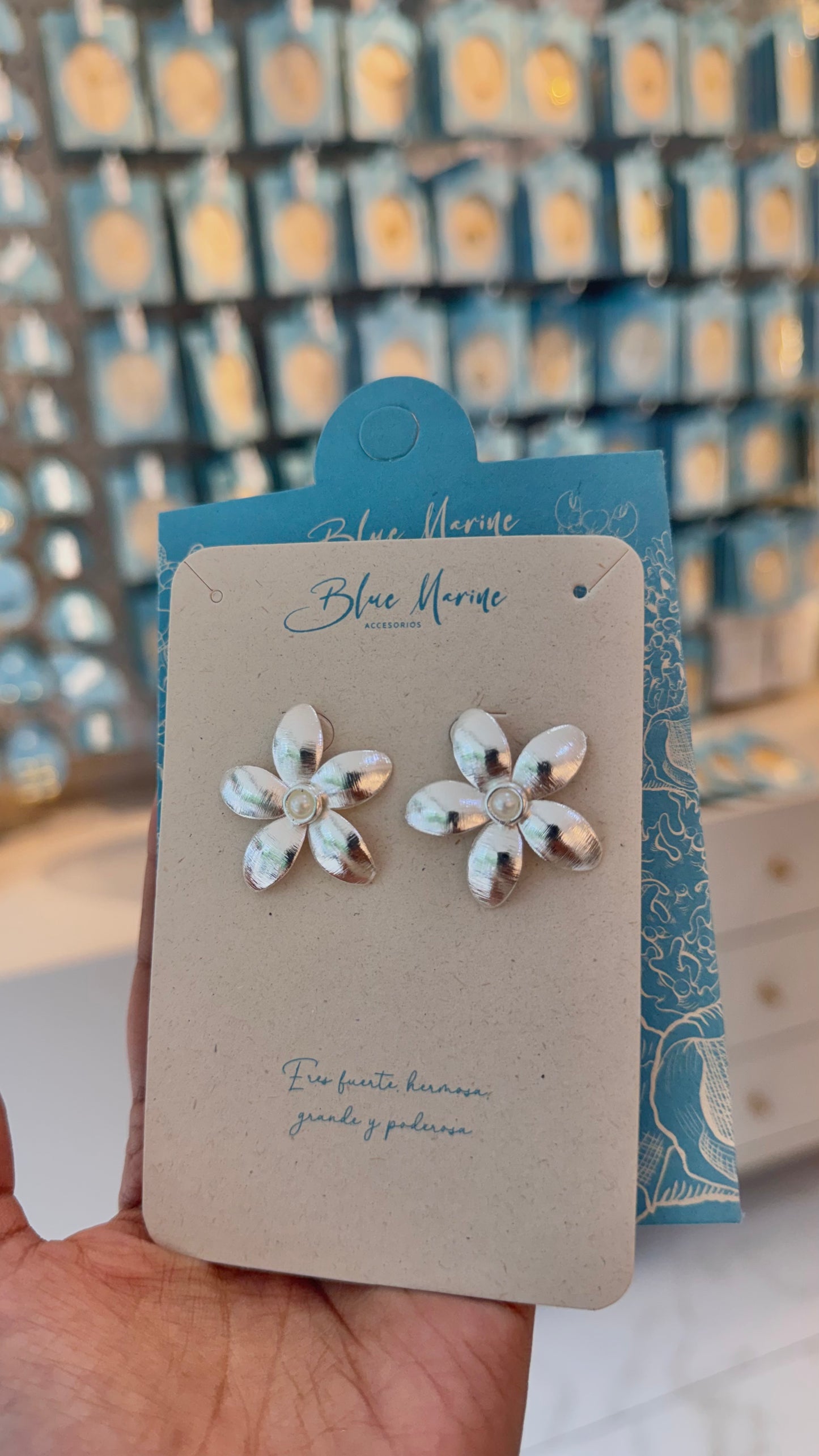 ARETE FLOR PERLA BRONCE PLATEADO