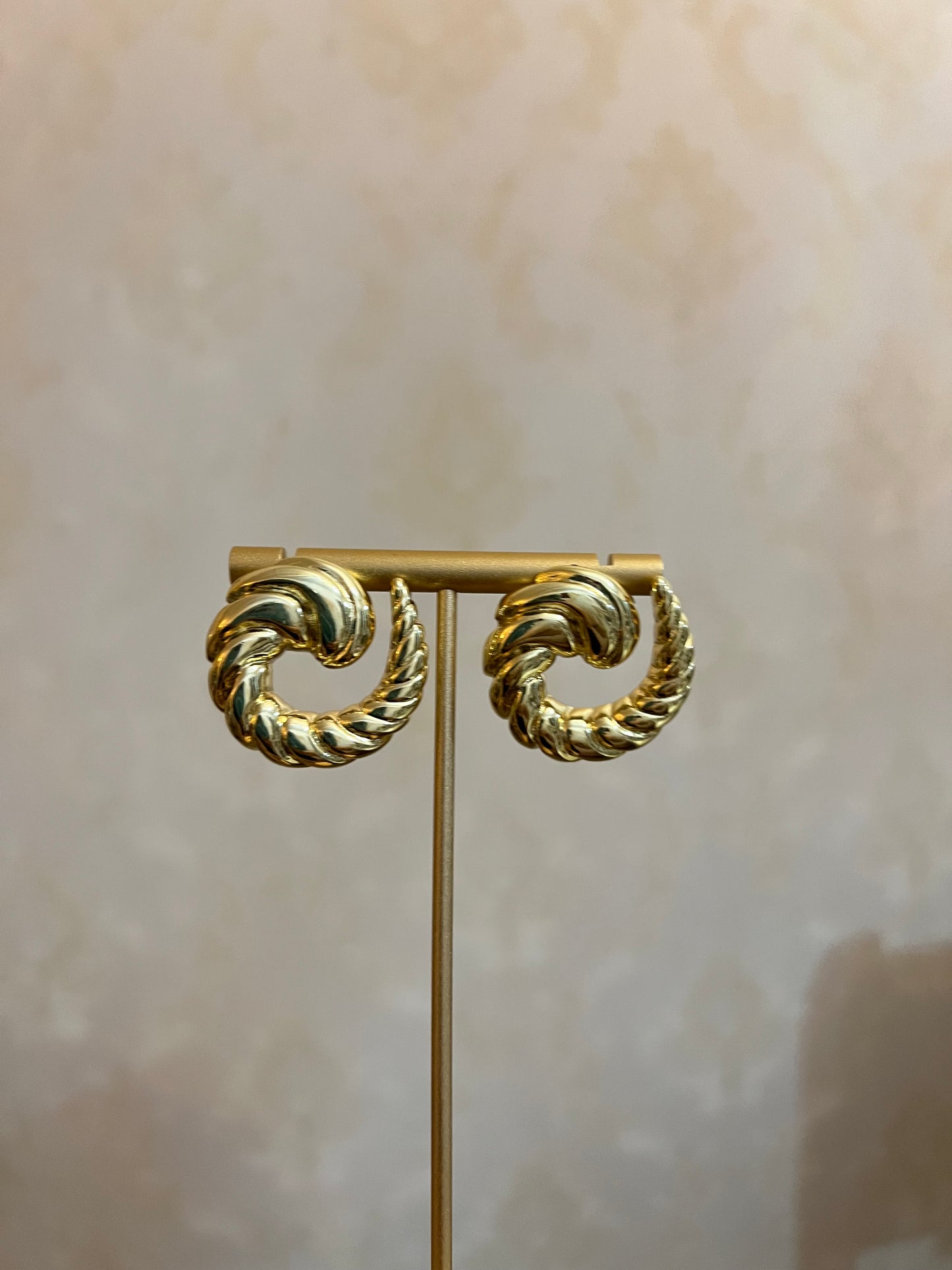 ARETES LAZO ESPIRAL