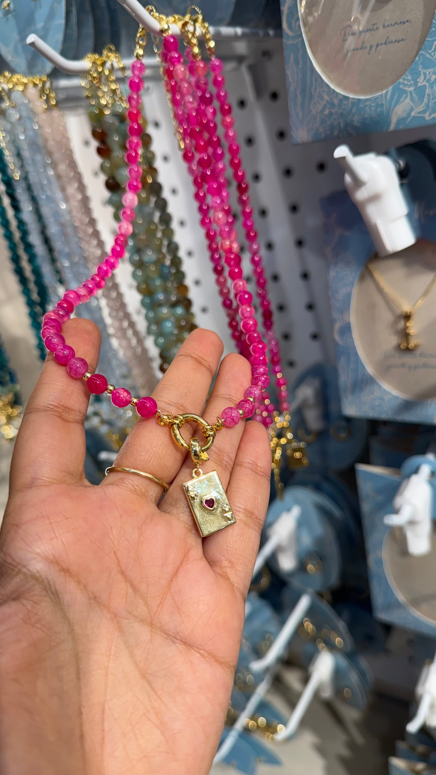 CADENA PIEDRAS FUCSIA