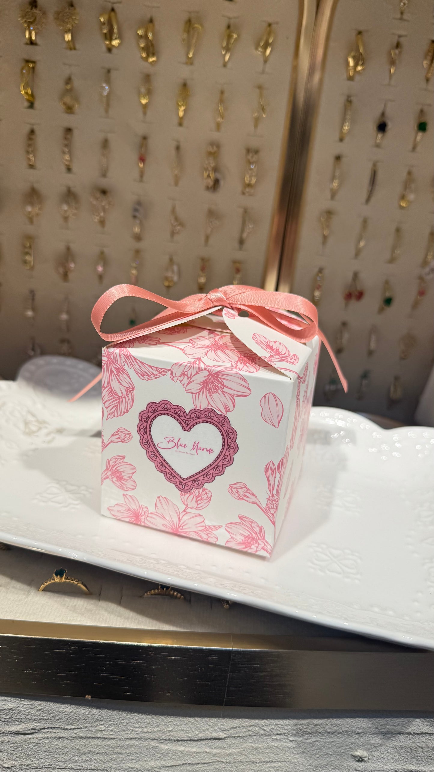 CAJA FLORES