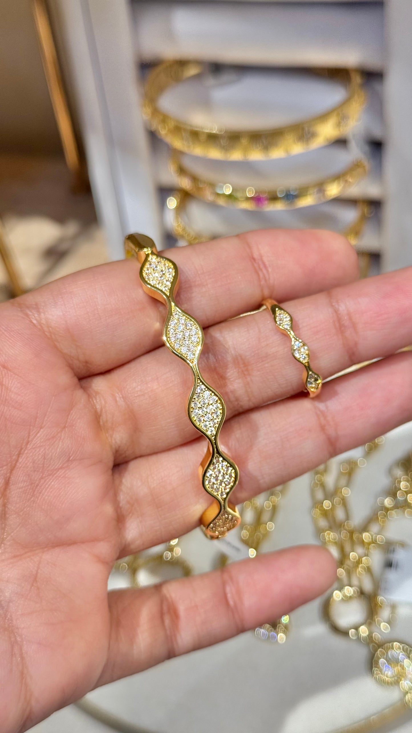 JUEGO BRAZALETE OLAS (incluye anillo)