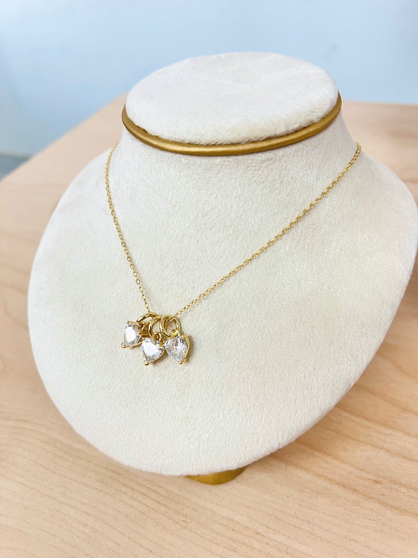 CADENA CHARMS TRIPLE CORAZÓN