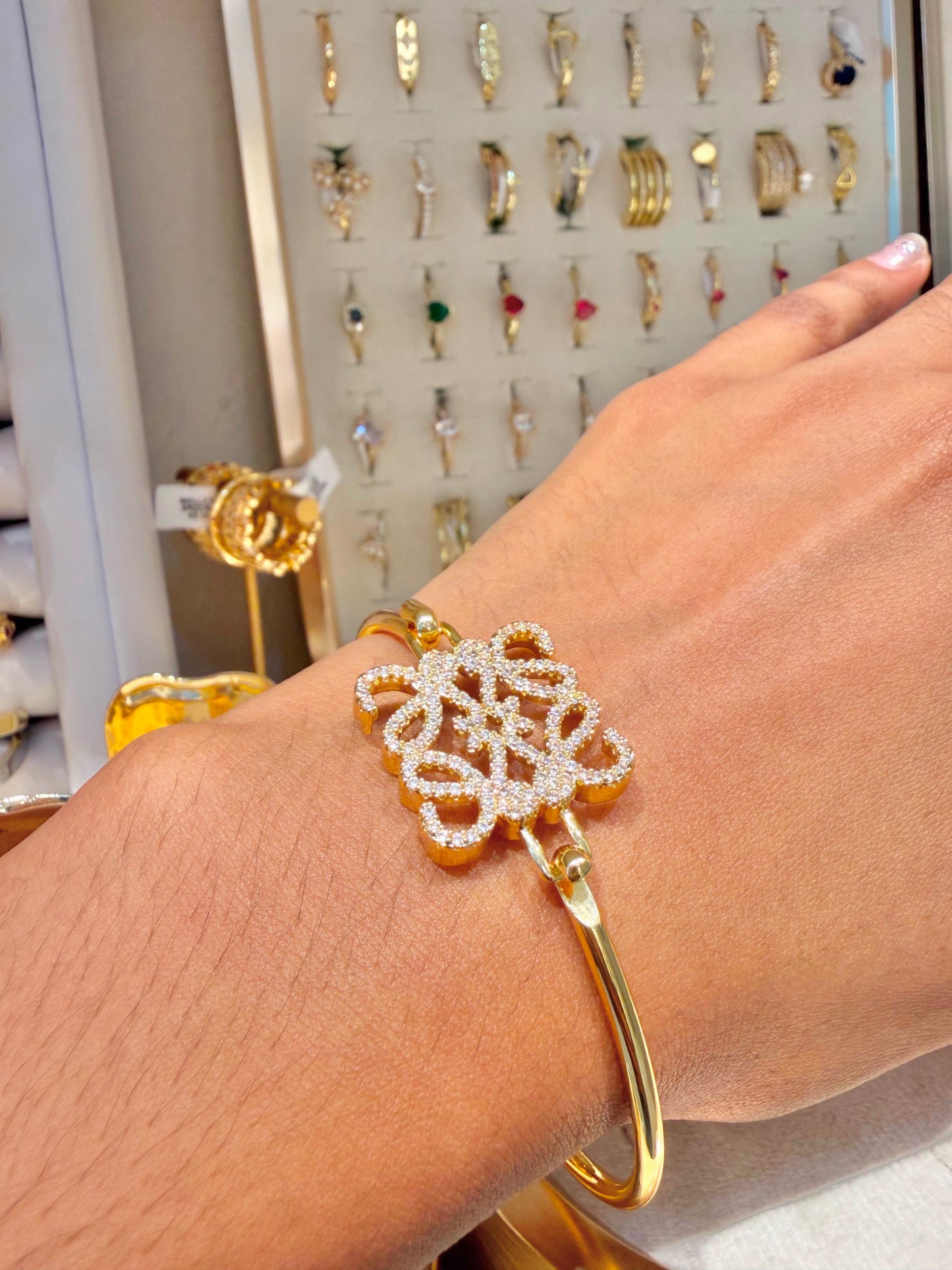 BRAZALETE LOEWE