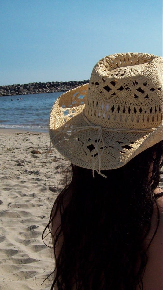 SOMBRERO CANCÚN CREMA