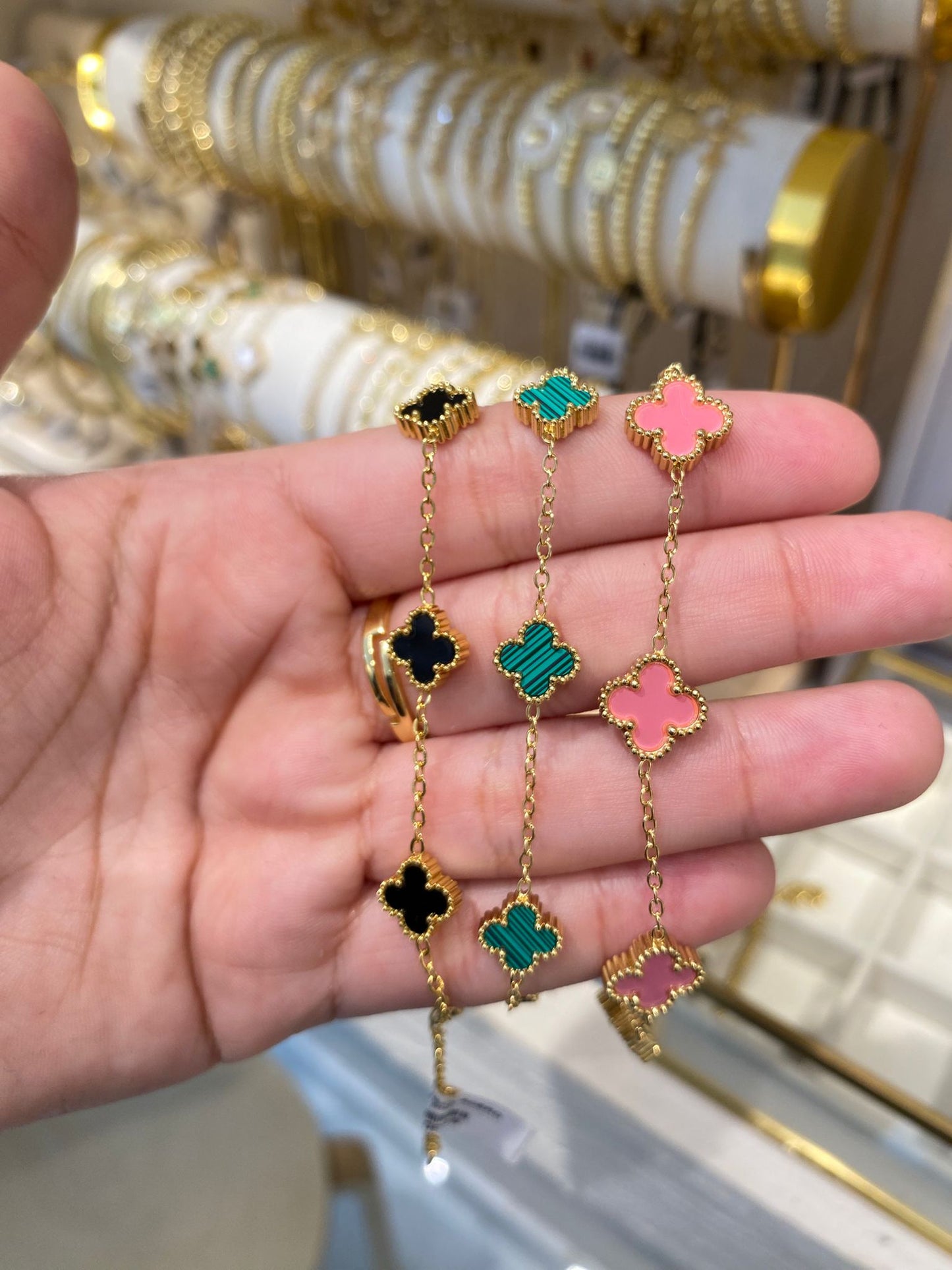 PULSERA TRÉBOL ROSADA