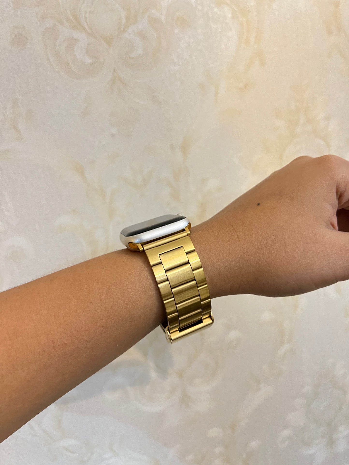 MANILLA APPLE WATCH CLASICA DORADA